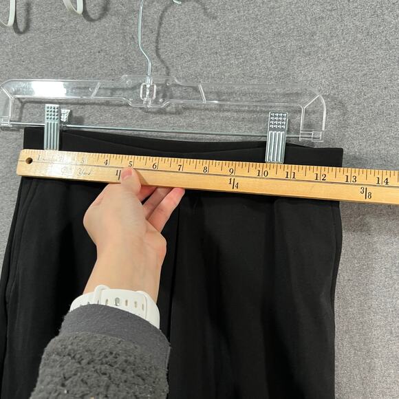 Susan Graver Petite LK Fusion Pull-On Crop Pant Black Petite XX-Small - Picture 5 of 8